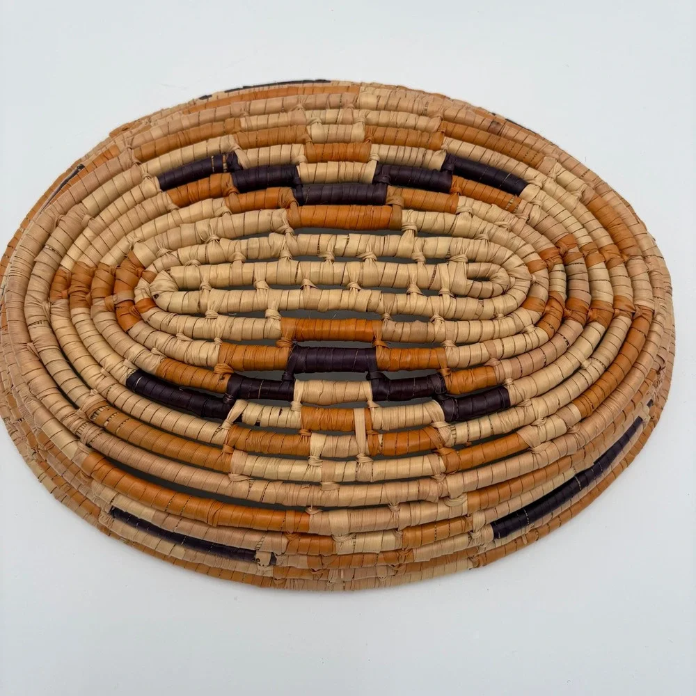 Vtg Handwoven Oval Butterfly Bowl Basket Rustic Earth‎ Tone Boho